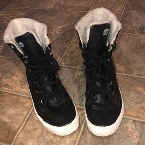 Less High top Sneaker Boots